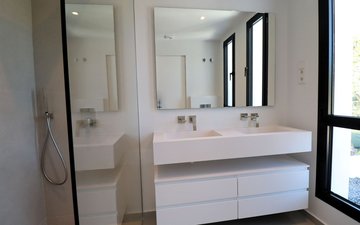 Property slide 17