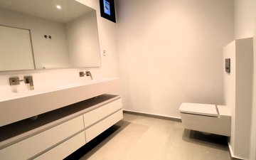 Property slide 24
