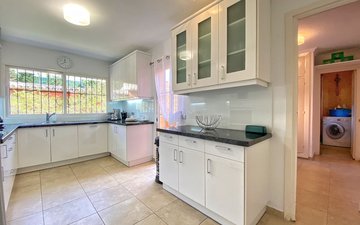 Property slide 21