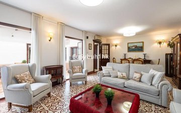 Property slide 23