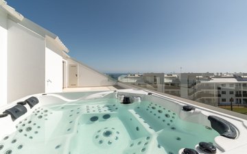 Property slide 17
