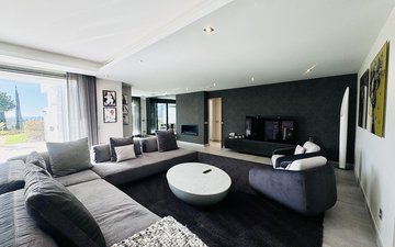 Property slide 8