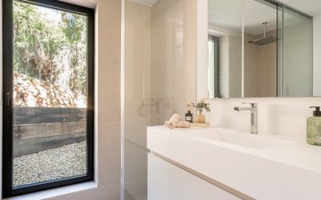 Property slide 20
