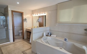 Property slide 16