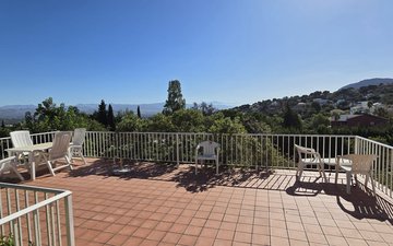 Property slide 30