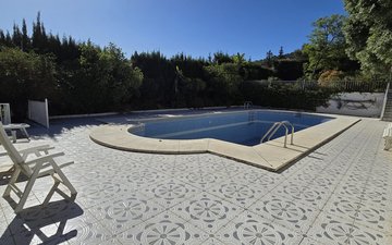 Property slide 9