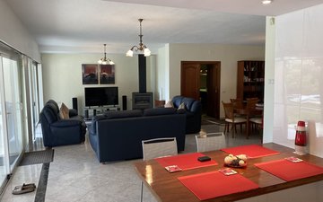 Property slide 10