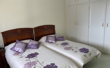 Property slide 25