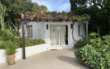 Property slide 31