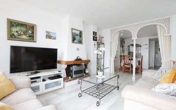 Property slide 15