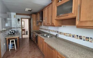 Property slide 23