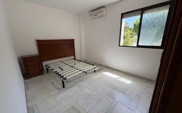 Property slide 50