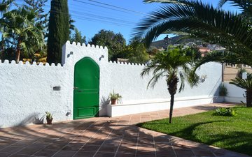 Property slide 15