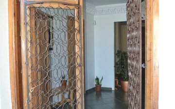 Property slide 16