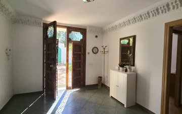 Property slide 22