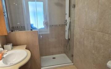 Property slide 32