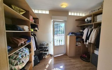 Property slide 35