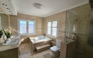 Property slide 36