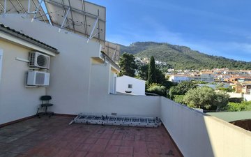 Property slide 39
