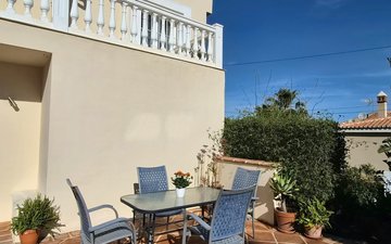 Property slide 50