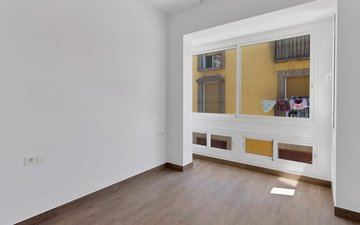 Property slide 22