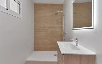 Property slide 25