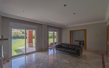 Property slide 14