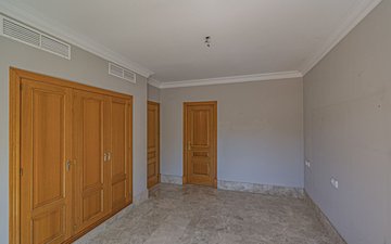 Property slide 22