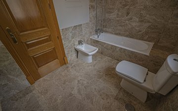 Property slide 32