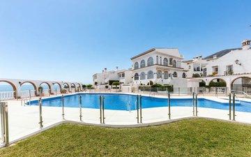 Property slide 18