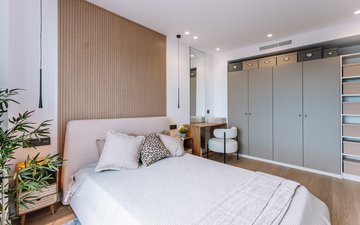 Property slide 10