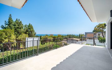 Property slide 18
