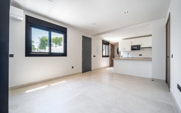 Property slide 35