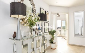 Property slide 25
