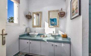 Property slide 35