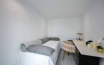Property slide 31