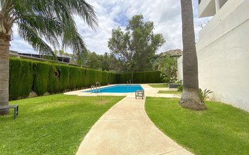 Property slide 14