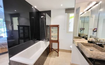 Property slide 19