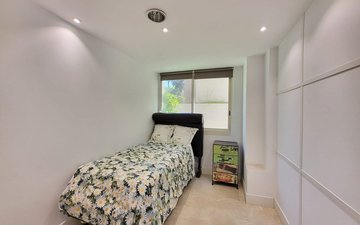Property slide 20