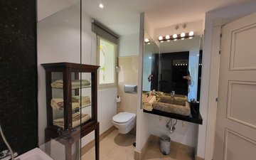 Property slide 21