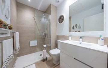 Property slide 17