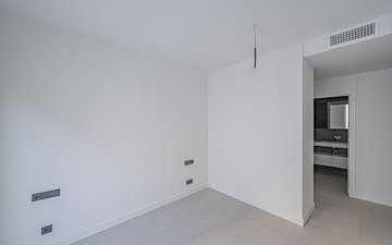 Property slide 22