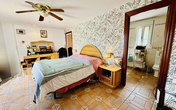 Property slide 14