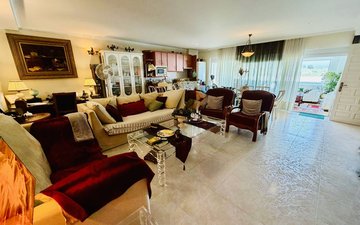 Property slide 25
