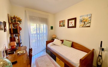 Property slide 16