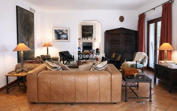 Property slide 19