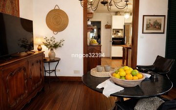 Property slide 32