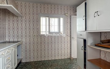 Property slide 20