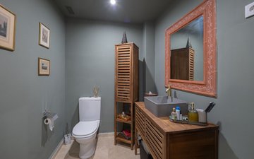 Property slide 23