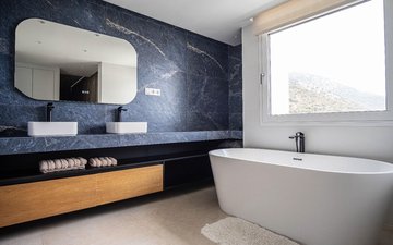 Property slide 25